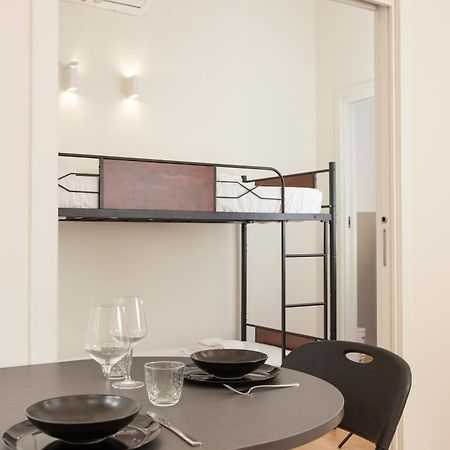 Klimt Central Station - Two Room Apartment Mediolan Zewnętrze zdjęcie