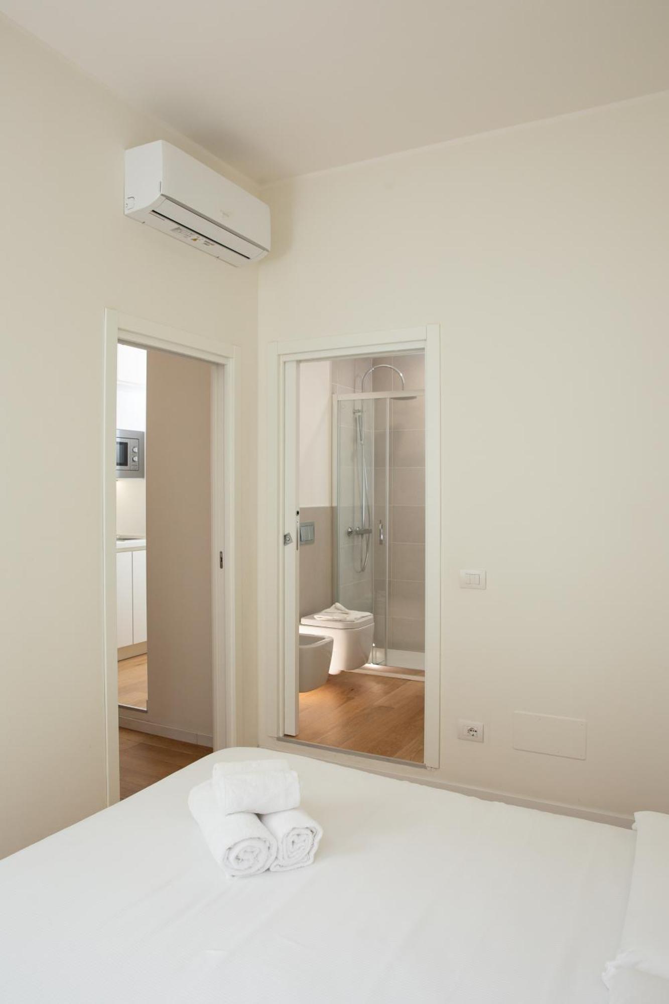 Klimt Central Station - Two Room Apartment Mediolan Zewnętrze zdjęcie