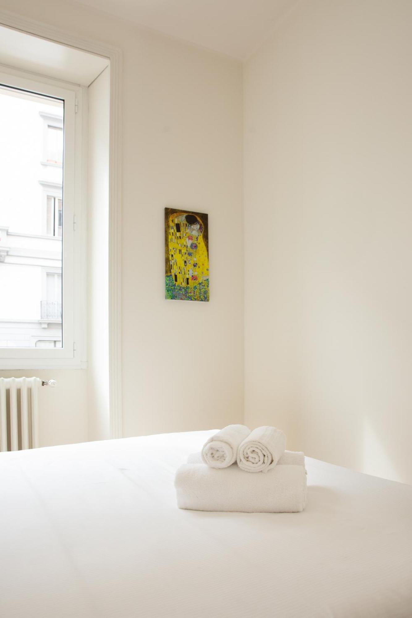 Klimt Central Station - Two Room Apartment Mediolan Zewnętrze zdjęcie