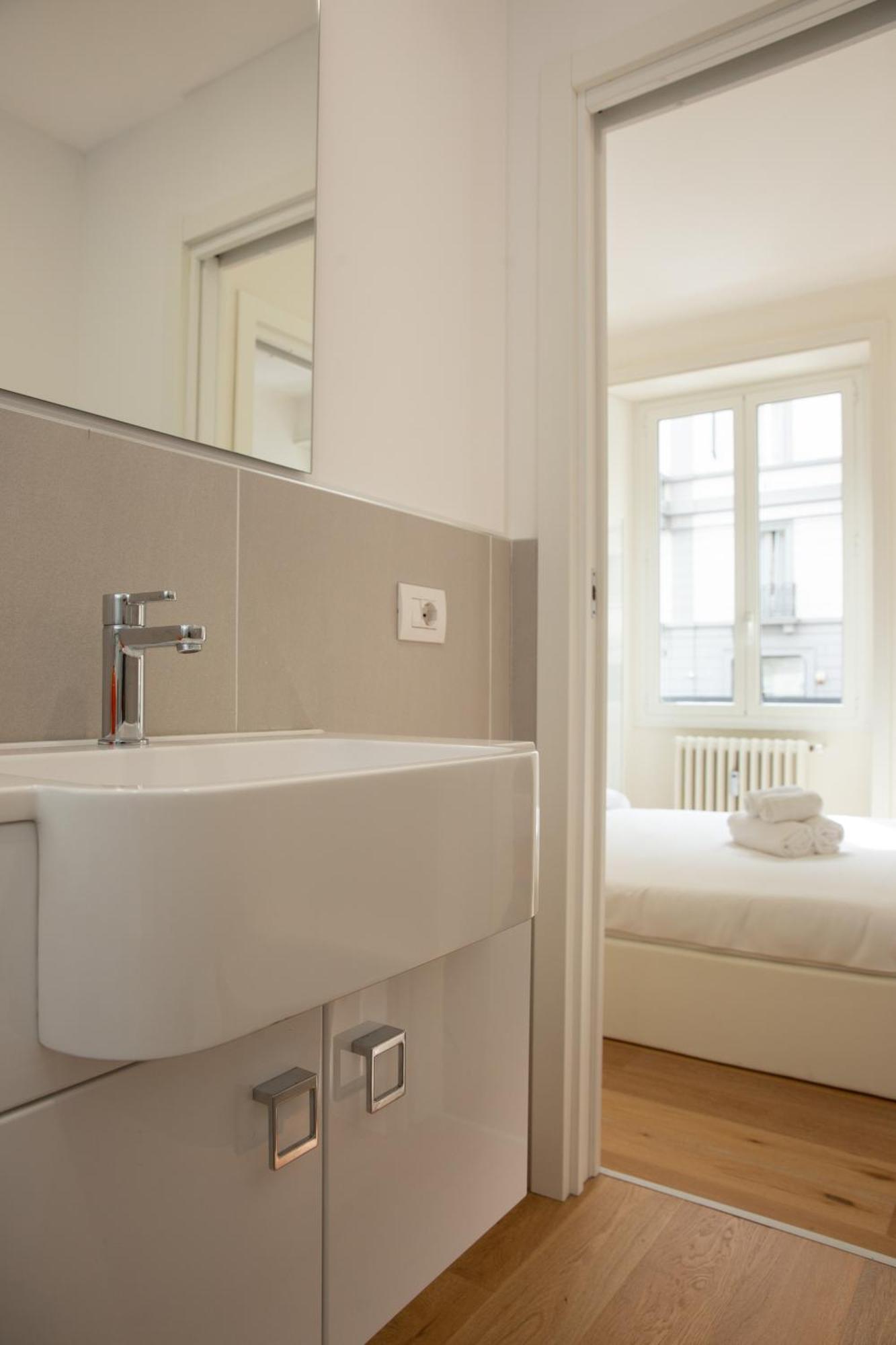 Klimt Central Station - Two Room Apartment Mediolan Zewnętrze zdjęcie