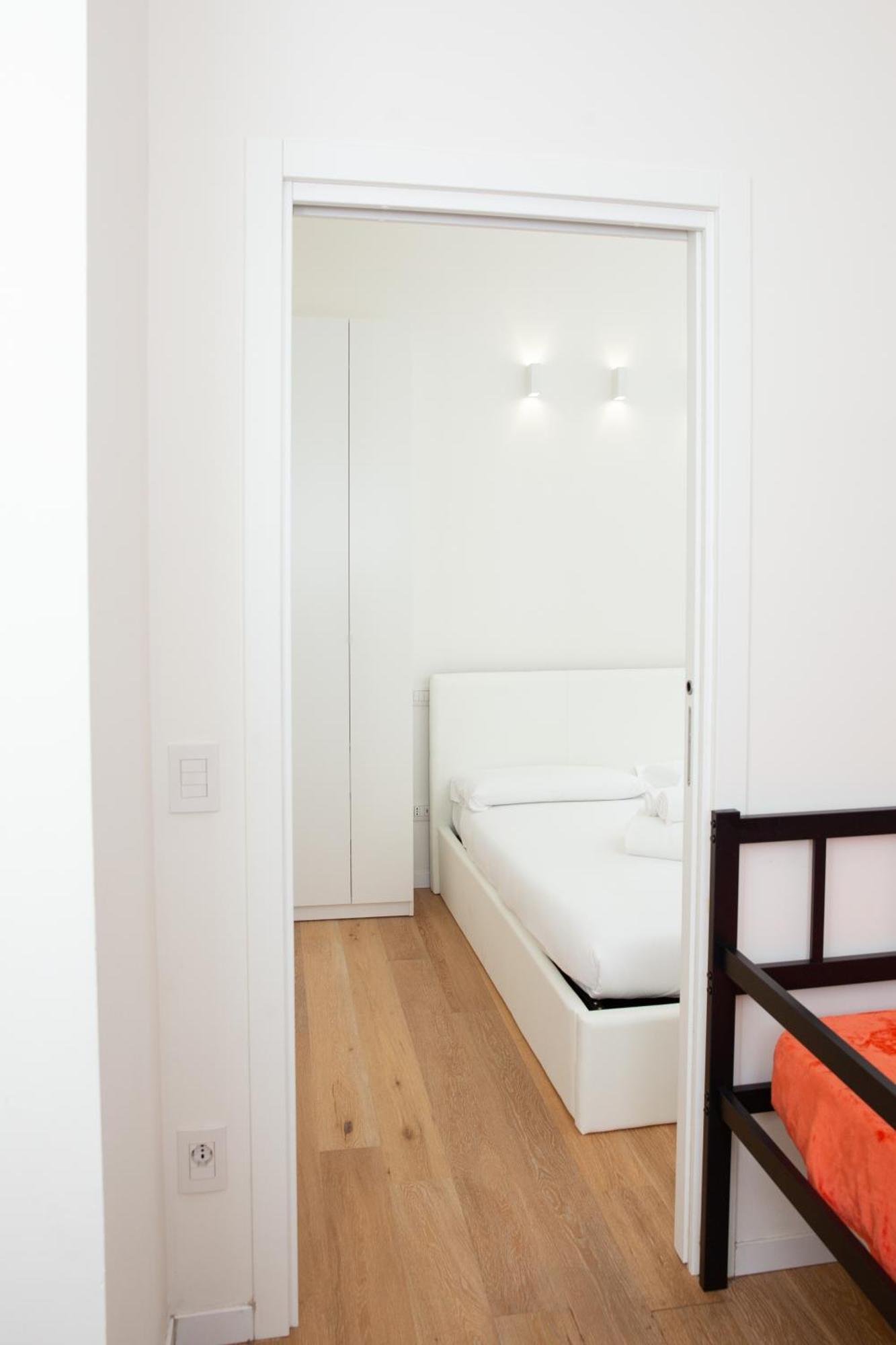 Klimt Central Station - Two Room Apartment Mediolan Zewnętrze zdjęcie